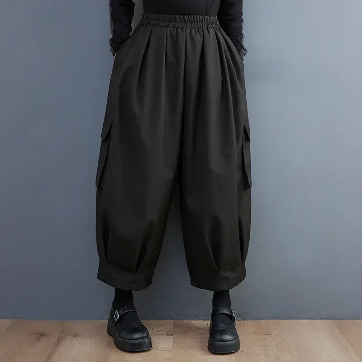 Oversized Cargo Pants – High Waist Loose Fit with Pocket Details - Best Sellers - Women’s Pants - 1