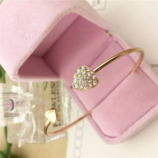 Women’s Heart Shaped Bracelet - Accessories - 9
