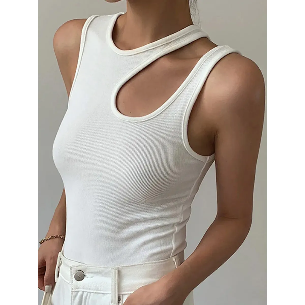 Harajuku Cutout Sleeveless Top - Best Sellers - T-Shirts - 1