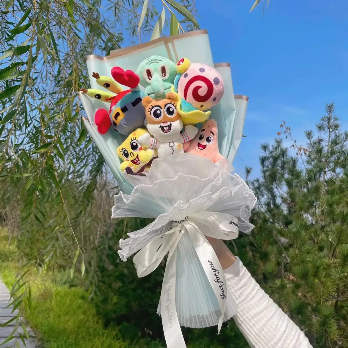 SpongeBob Plush Bouquet – Cute Gift for Birthdays & Graduations - Valentines Day Collection - Plushie - 1