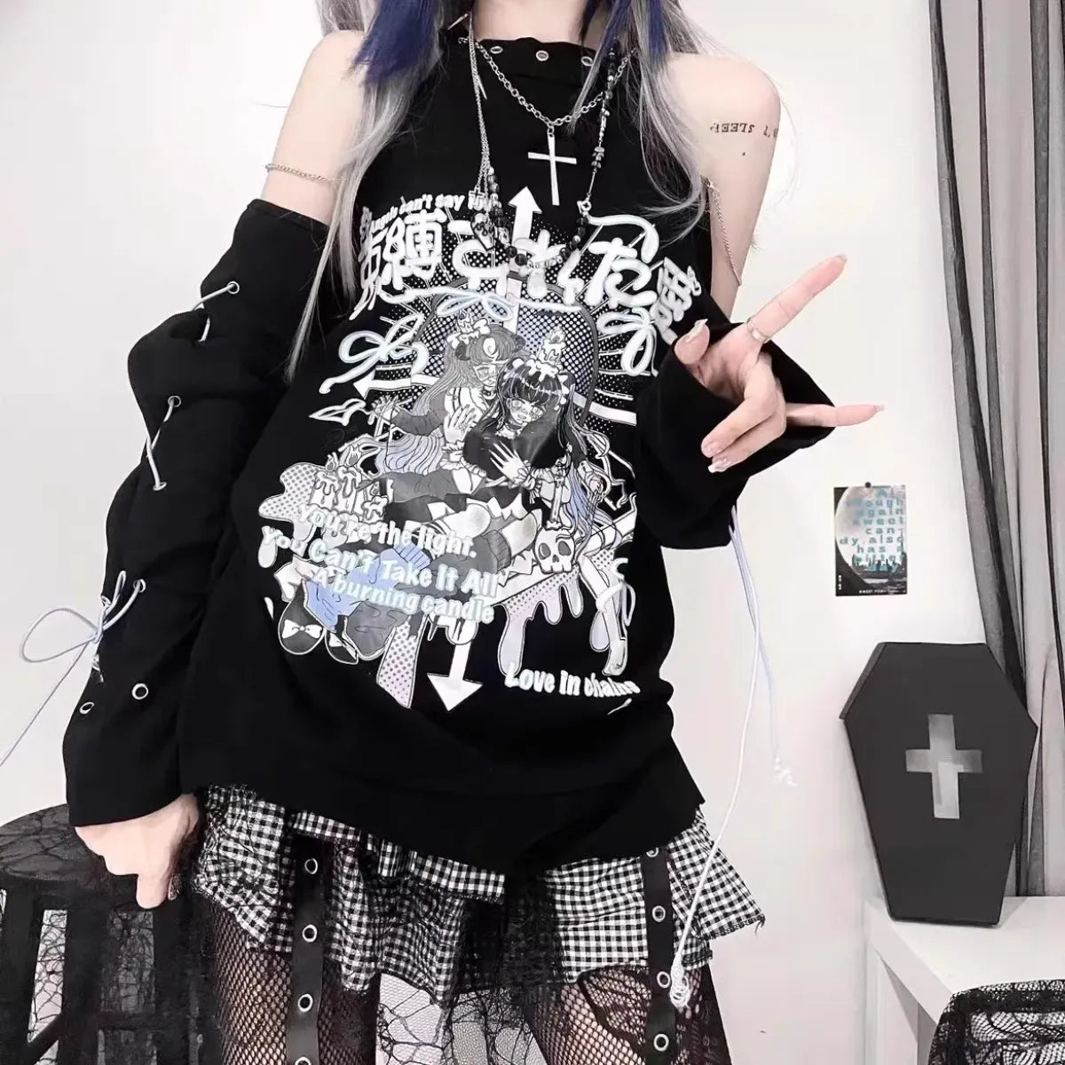 Off-Shoulder Gothic Harajuku Shirt – Y2K Punk Aesthetic - Best Sellers - Long - Round - T-Shirts - 6